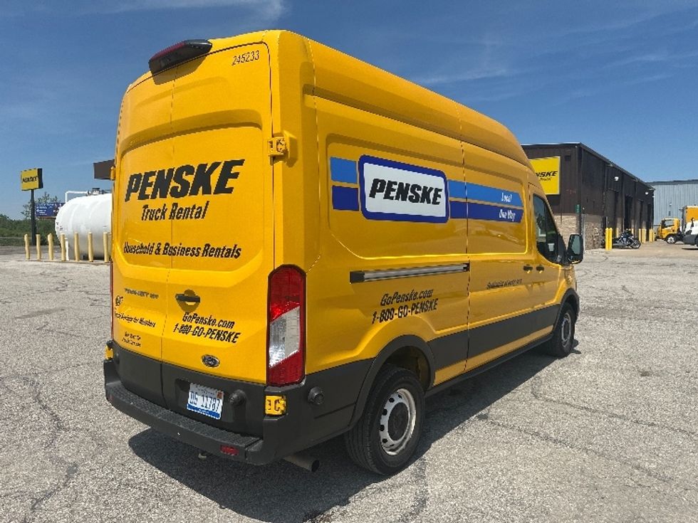Cargo Van (Panel Van)-Light and Medium Duty Trucks-Ford-2023-Transit 250-Saginaw-MI-70,372\n\t\tmiles-$ 38,500 - Image 12
