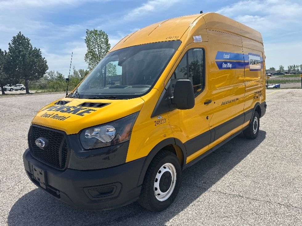 Cargo Van (Panel Van)-Light and Medium Duty Trucks-Ford-2023-Transit 250-Saginaw-MI-70,372\n\t\tmiles-$ 38,500 - Image 3