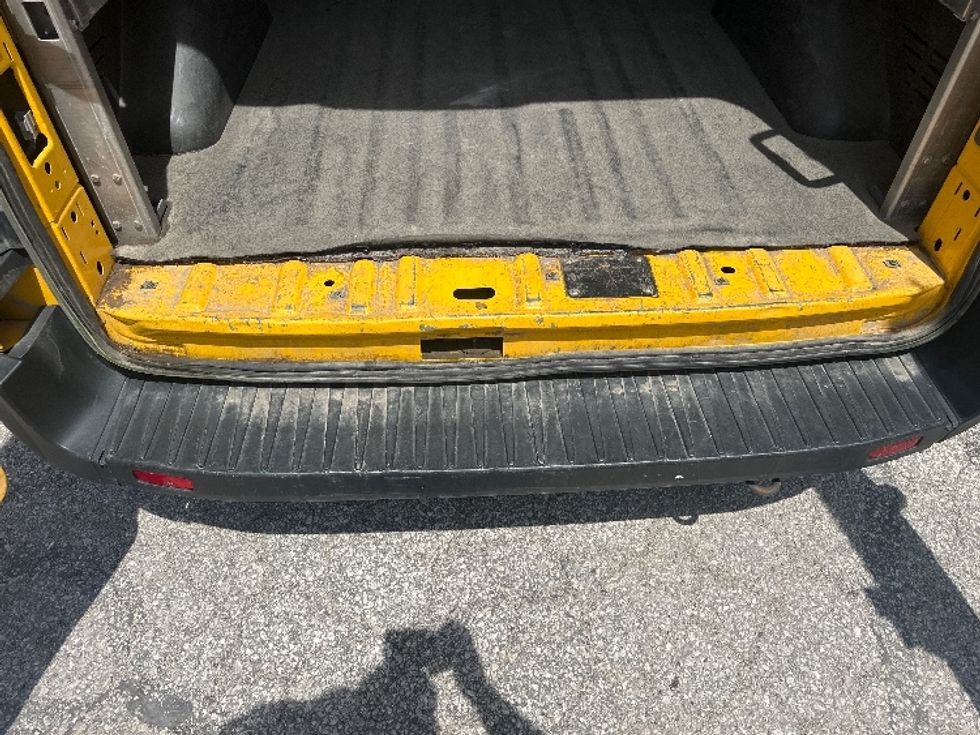 Cargo Van (Panel Van)-Light and Medium Duty Trucks-Ford-2023-Transit 250-Saginaw-MI-70,372\n\t\tmiles-$ 38,500 - Image 9