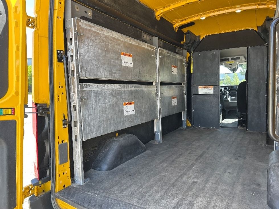 Cargo Van (Panel Van)-Light and Medium Duty Trucks-Ford-2023-Transit 250-Saginaw-MI-77,170\n\t\tmiles-$ 38,000 - Image 10