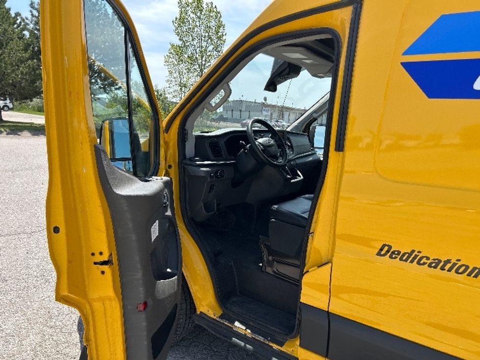 Cargo Van (Panel Van)-Light and Medium Duty Trucks-Ford-2023-Transit 250-Saginaw-MI-77,170\n\t\tmiles-$ 38,000 - Image 15
