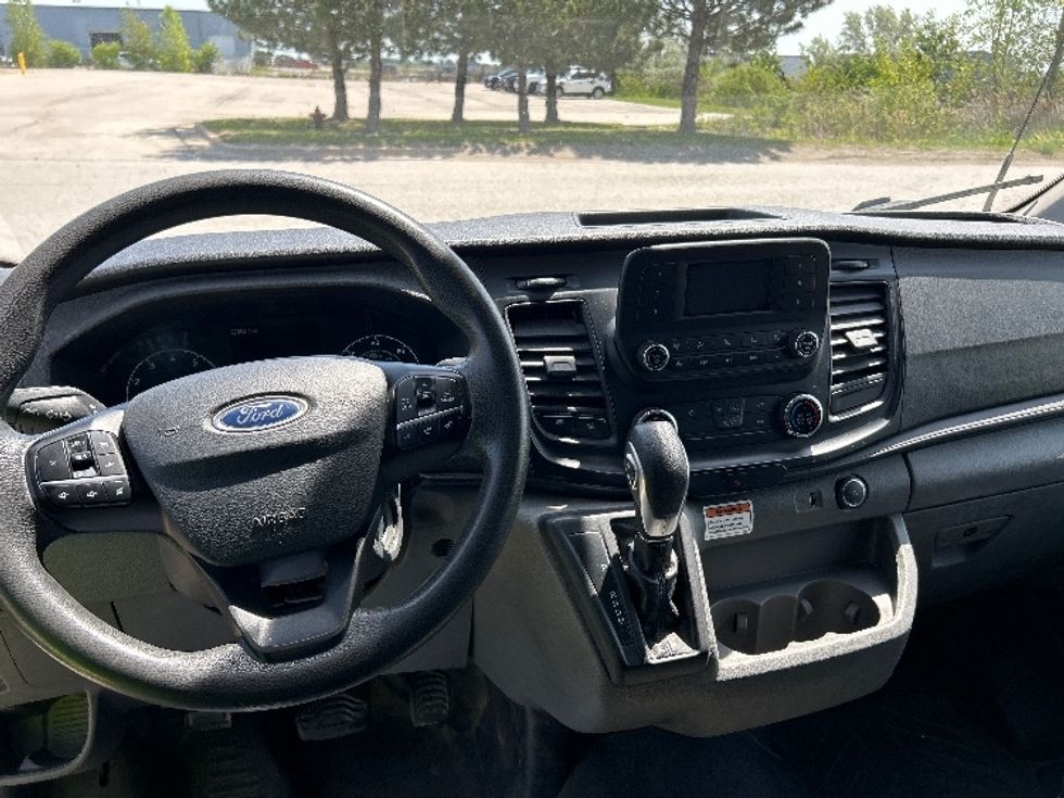 Cargo Van (Panel Van)-Light and Medium Duty Trucks-Ford-2023-Transit 250-Saginaw-MI-77,170\n\t\tmiles-$ 38,000 - Image 17