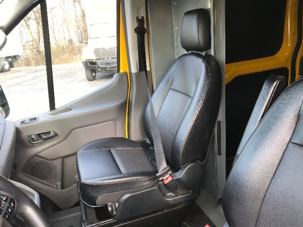 Cargo Van (Panel Van)-Light and Medium Duty Trucks-Ford-2023-Transit 250-Salem-VA-20,907\n\t\tmiles-$ 48,000 - Image 18