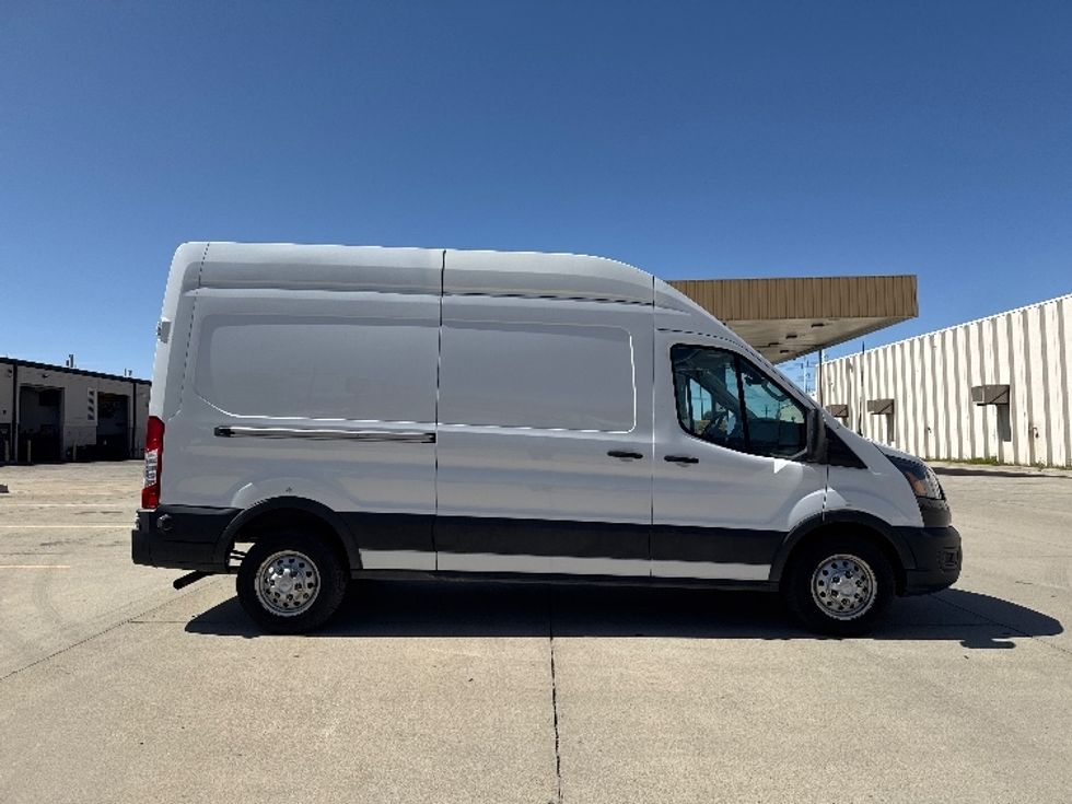 Cargo Van (Panel Van)-Light and Medium Duty Trucks-Ford-2023-Transit 250-Salt Lake City-UT-60,411\n\t\tmiles-$ 46,250 - Image 14