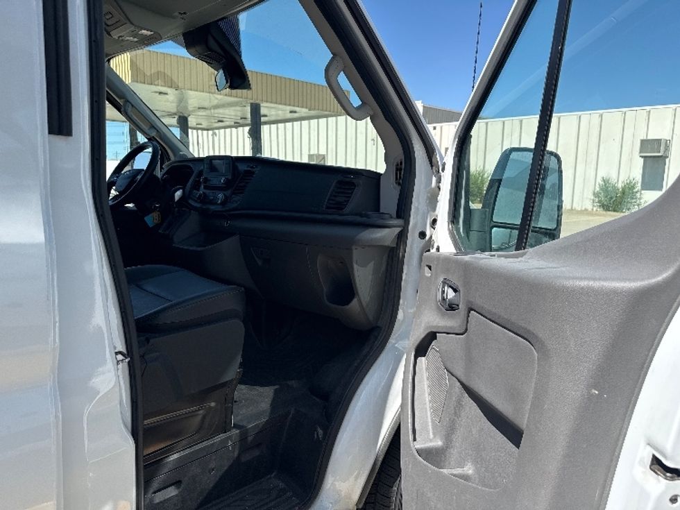 Cargo Van (Panel Van)-Light and Medium Duty Trucks-Ford-2023-Transit 250-Salt Lake City-UT-60,411\n\t\tmiles-$ 46,250 - Image 19