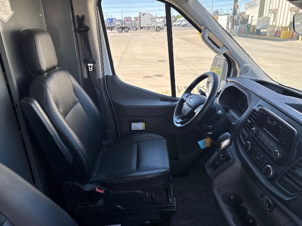 Cargo Van (Panel Van)-Light and Medium Duty Trucks-Ford-2023-Transit 250-Salt Lake City-UT-60,411\n\t\tmiles-$ 46,250 - Image 21