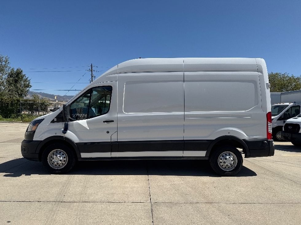 Cargo Van (Panel Van)-Light and Medium Duty Trucks-Ford-2023-Transit 250-Salt Lake City-UT-60,411\n\t\tmiles-$ 46,250 - Image 4