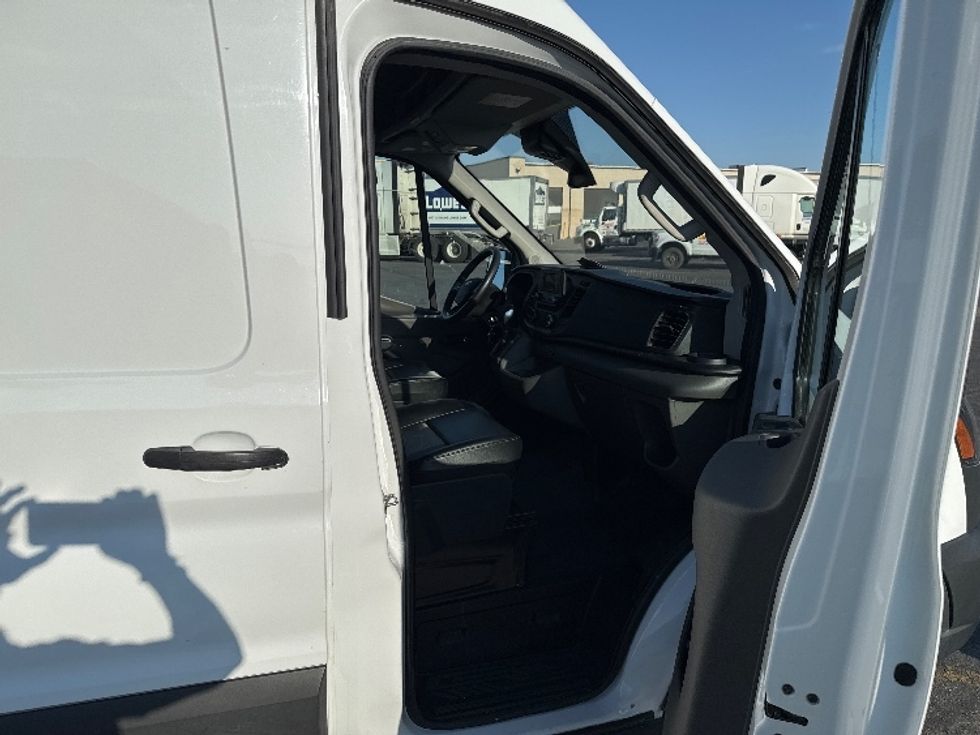 Cargo Van (Panel Van)-Light and Medium Duty Trucks-Ford-2023-Transit 250-Salt Lake City-UT-95,916\n\t\tmiles-$ 38,500 - Image 18