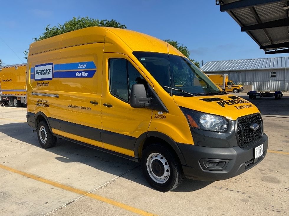 Cargo Van (Panel Van)-Light and Medium Duty Trucks-Ford-2023-Transit 250-San Antonio-TX-52,121\n\t\tmiles-$ 41,750 - Image 1