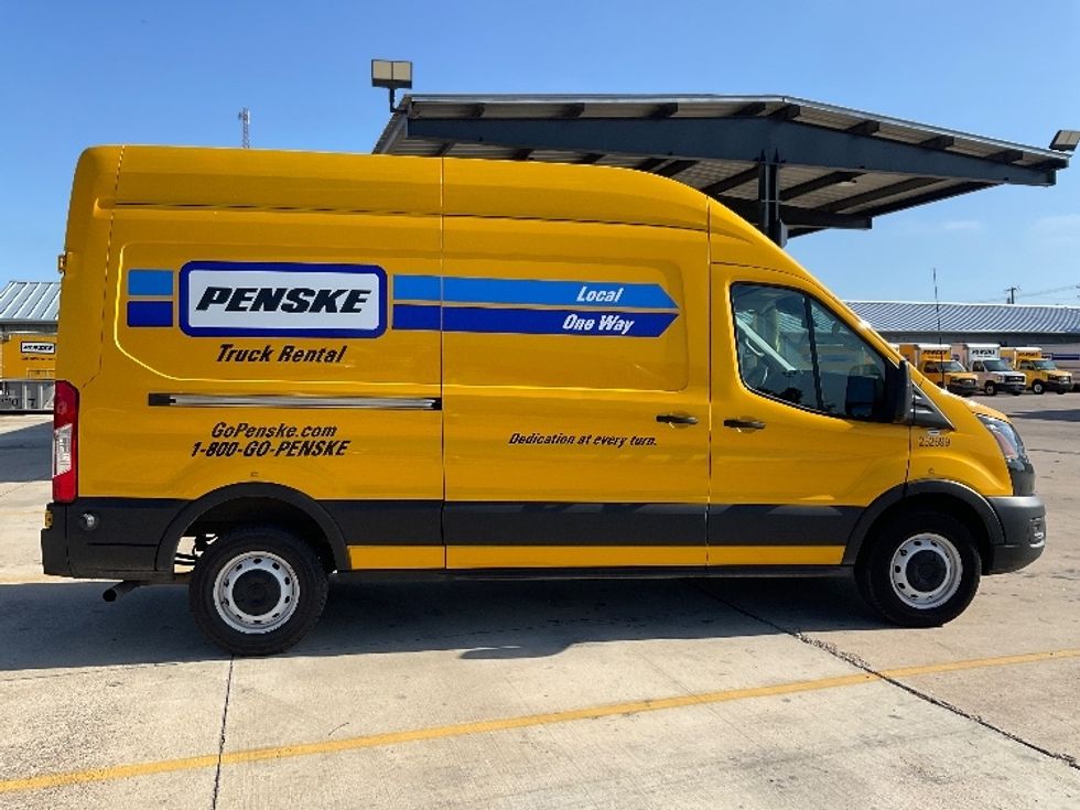 Cargo Van (Panel Van)-Light and Medium Duty Trucks-Ford-2023-Transit 250-San Antonio-TX-52,121\n\t\tmiles-$ 41,750 - Image 13