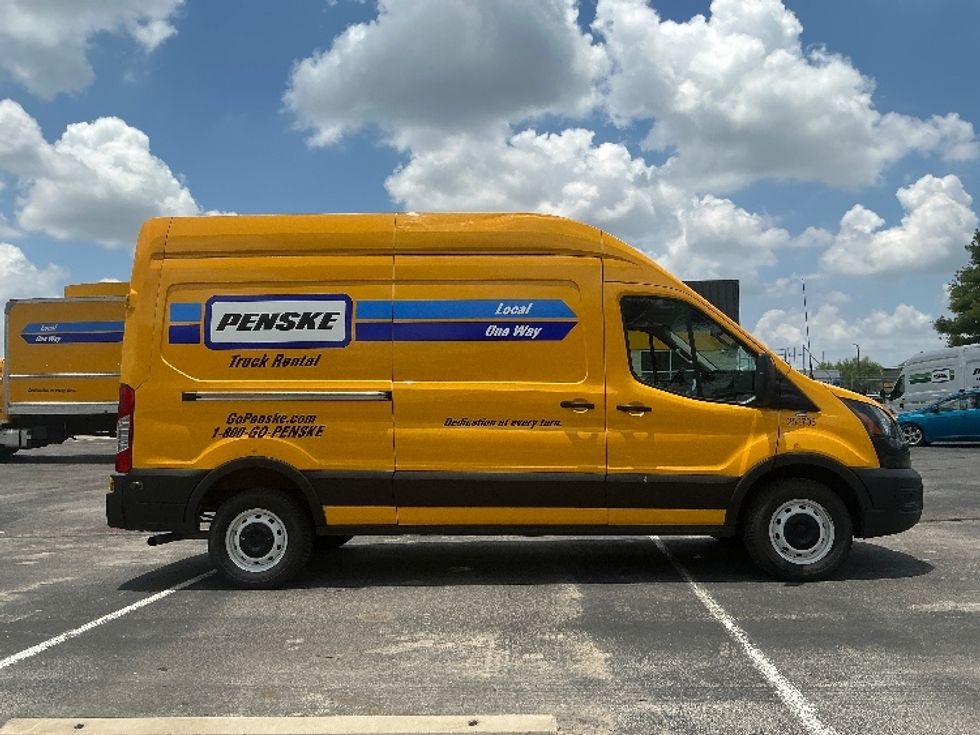 Cargo Van (Panel Van)-Light and Medium Duty Trucks-Ford-2023-Transit 250-San Antonio-TX-85,327\n\t\tmiles-$ 38,500 - Image 14