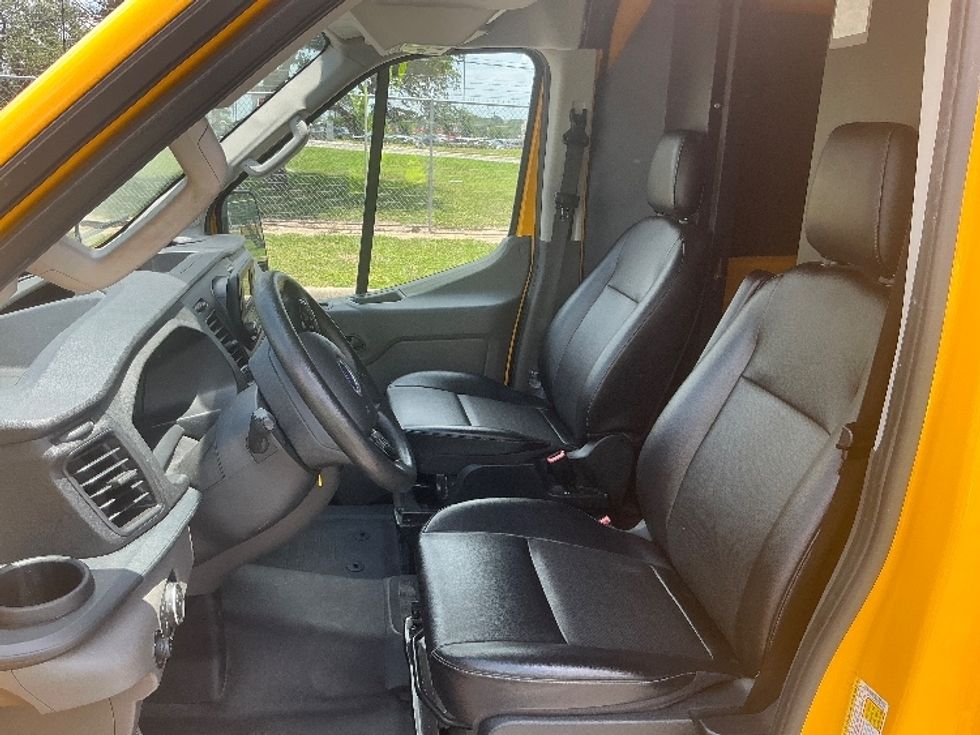 Cargo Van (Panel Van)-Light and Medium Duty Trucks-Ford-2023-Transit 250-San Antonio-TX-85,327\n\t\tmiles-$ 38,500 - Image 18