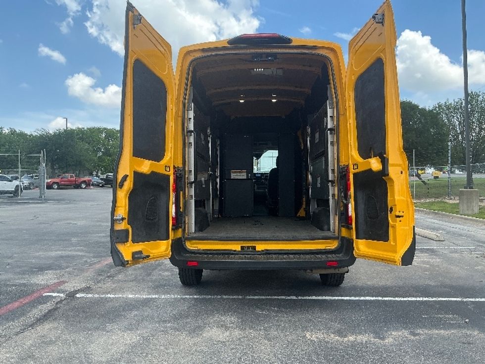 Cargo Van (Panel Van)-Light and Medium Duty Trucks-Ford-2023-Transit 250-San Antonio-TX-85,327\n\t\tmiles-$ 38,500 - Image 8