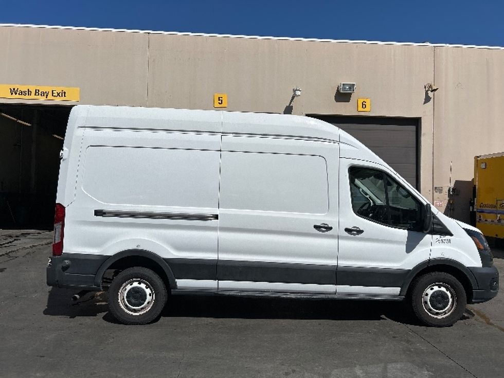 Cargo Van (Panel Van)-Light and Medium Duty Trucks-Ford-2023-Transit 250-San Diego-CA-79,913\n\t\tmiles-$ 43,000 - Image 15