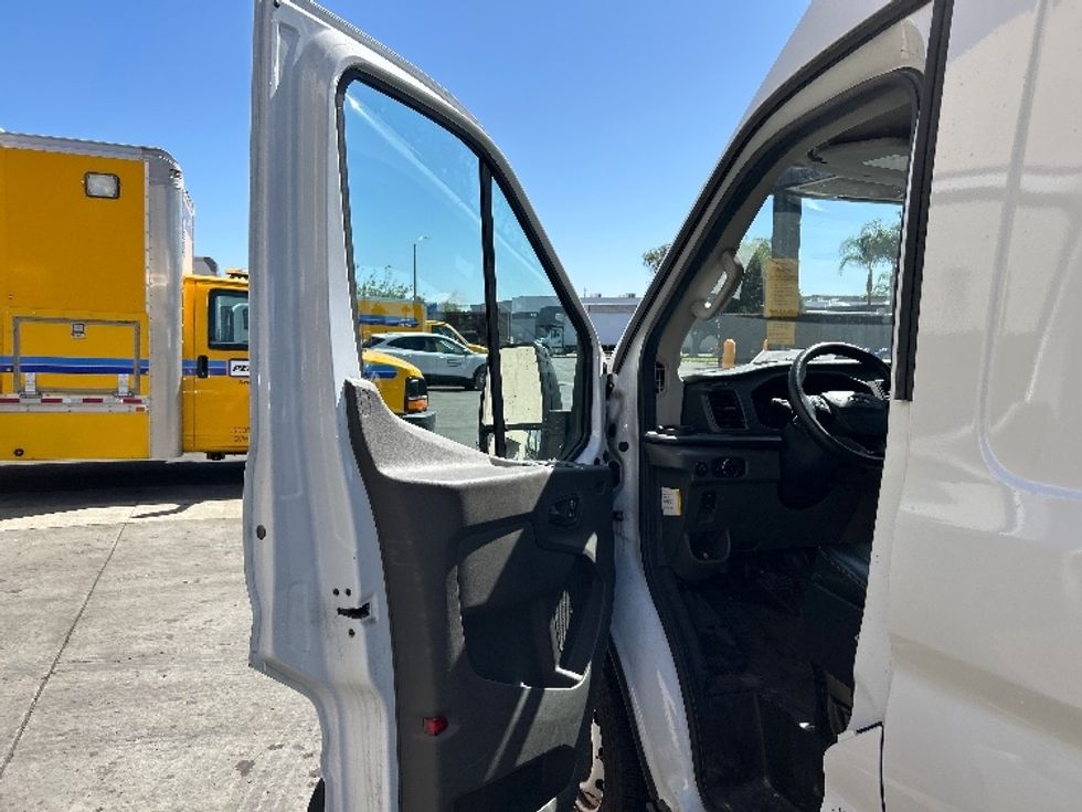 Cargo Van (Panel Van)-Light and Medium Duty Trucks-Ford-2023-Transit 250-San Diego-CA-79,913\n\t\tmiles-$ 43,000 - Image 16