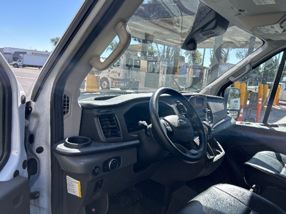 Cargo Van (Panel Van)-Light and Medium Duty Trucks-Ford-2023-Transit 250-San Diego-CA-79,913\n\t\tmiles-$ 43,000 - Image 17