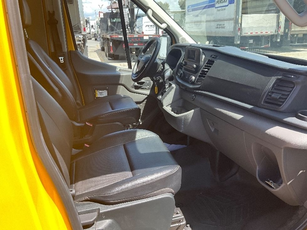 Cargo Van (Panel Van)-Light and Medium Duty Trucks-Ford-2023-Transit 250-San Marcos-CA-36,910\n\t\tmiles-$ 41,750 - Image 22