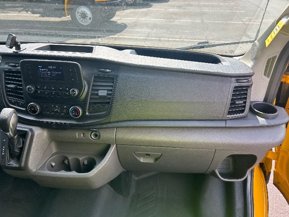 Cargo Van (Panel Van)-Light and Medium Duty Trucks-Ford-2023-Transit 250-South Plainfield-NJ-39,808\n\t\tmiles-$ 45,250 - Image 21