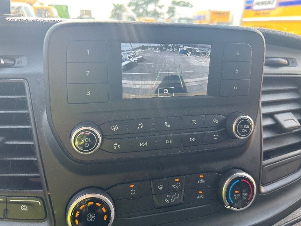 Cargo Van (Panel Van)-Light and Medium Duty Trucks-Ford-2023-Transit 250-South Plainfield-NJ-39,808\n\t\tmiles-$ 45,250 - Image 25