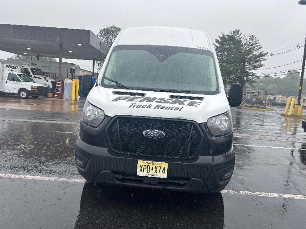 Cargo Van (Panel Van)-Light and Medium Duty Trucks-Ford-2023-Transit 250-South Plainfield-NJ-52,948\n\t\tmiles-$ 44,250 - Image 2