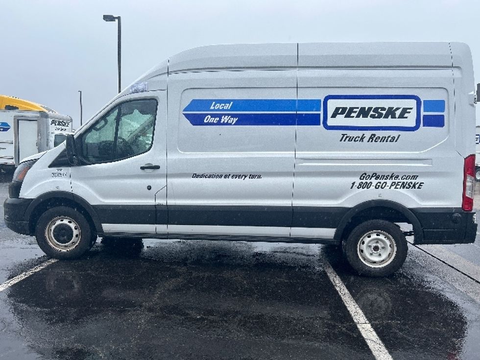 Cargo Van (Panel Van)-Light and Medium Duty Trucks-Ford-2023-Transit 250-South Plainfield-NJ-52,948\n\t\tmiles-$ 44,250 - Image 4