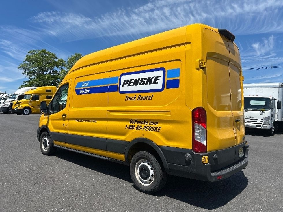 Cargo Van (Panel Van)-Light and Medium Duty Trucks-Ford-2023-Transit 250-South Plainfield-NJ-68,829\n\t\tmiles-$ 38,750 - Image 5