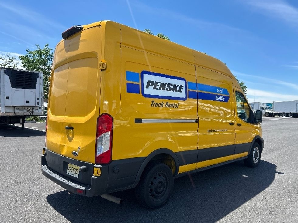 Cargo Van (Panel Van)-Light and Medium Duty Trucks-Ford-2023-Transit 250-South Plainfield-NJ-68,829\n\t\tmiles-$ 38,750 - Image 12