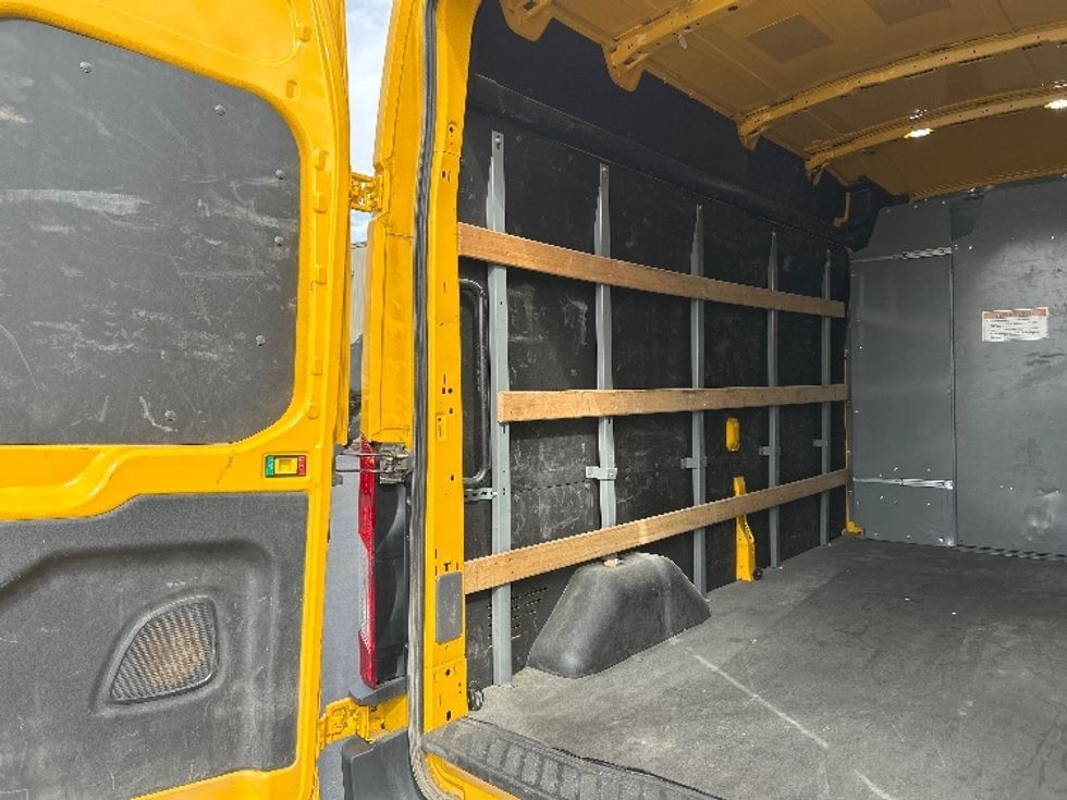 Cargo Van (Panel Van)-Light and Medium Duty Trucks-Ford-2023-Transit 250-Sparks-NV-115,411\n\t\tmiles-$ 30,750 - Image 10