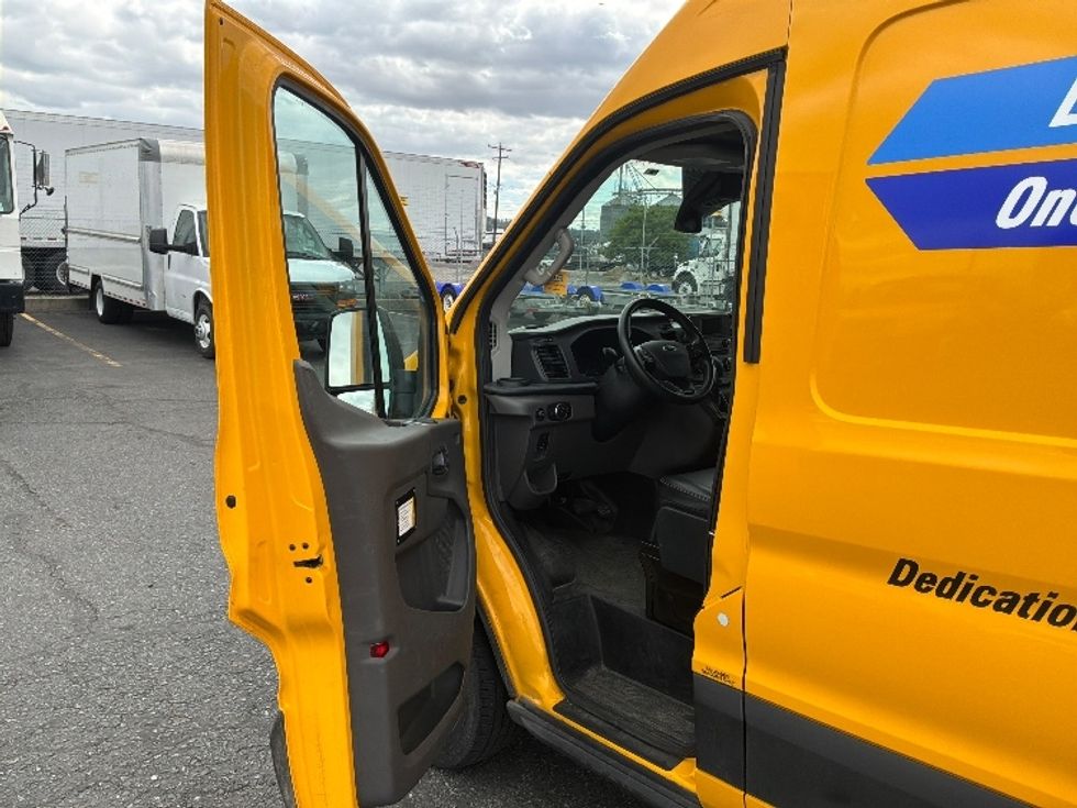 Cargo Van (Panel Van)-Light and Medium Duty Trucks-Ford-2023-Transit 250-Spokane Valley-WA-31,553\n\t\tmiles-$ 43,250 - Image 13