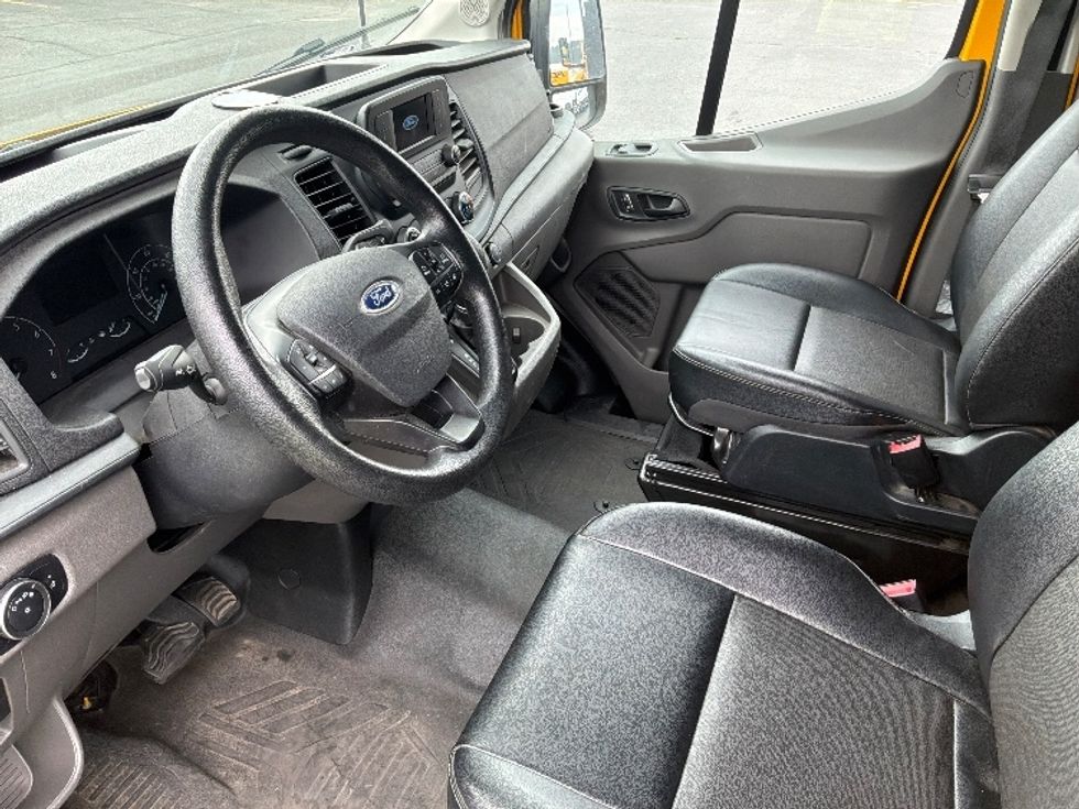 Cargo Van (Panel Van)-Light and Medium Duty Trucks-Ford-2023-Transit 250-Spokane Valley-WA-31,553\n\t\tmiles-$ 43,250 - Image 14