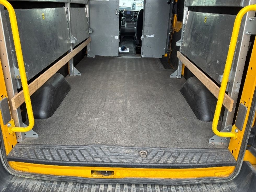 Cargo Van (Panel Van)-Light and Medium Duty Trucks-Ford-2023-Transit 250-Spokane Valley-WA-31,553\n\t\tmiles-$ 43,250 - Image 8