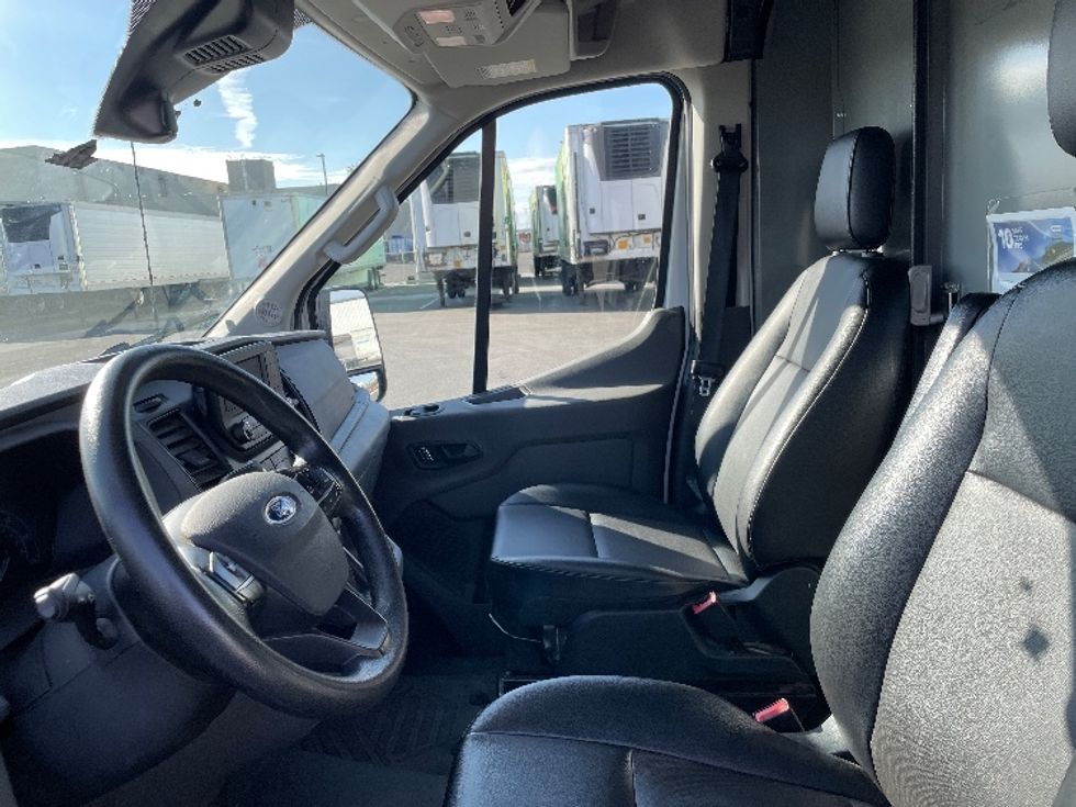 Cargo Van (Panel Van)-Light and Medium Duty Trucks-Ford-2023-Transit 250-Spokane Valley-WA-34,669\n\t\tmiles-$ 48,000 - Image 19