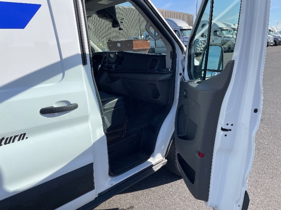 Cargo Van (Panel Van)-Light and Medium Duty Trucks-Ford-2023-Transit 250-Spokane Valley-WA-34,669\n\t\tmiles-$ 48,000 - Image 20
