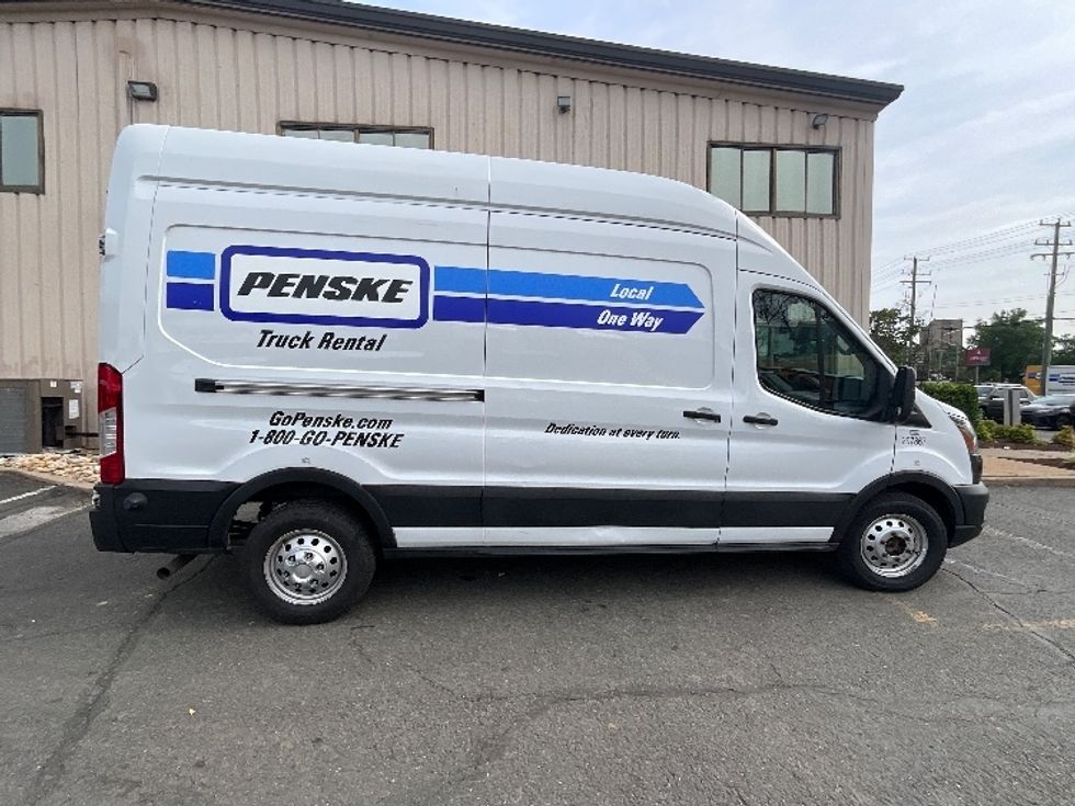 Cargo Van (Panel Van)-Light and Medium Duty Trucks-Ford-2023-Transit 250-Sterling-VA-19,471\n\t\tmiles-$ 51,250 - Image 15