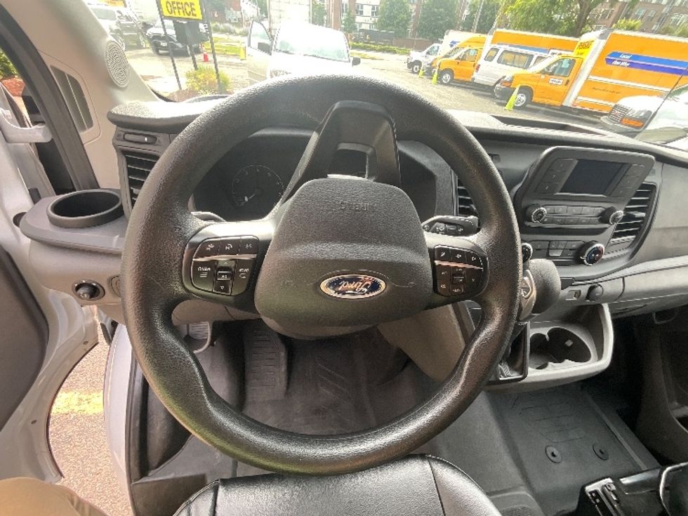 Cargo Van (Panel Van)-Light and Medium Duty Trucks-Ford-2023-Transit 250-Sterling-VA-19,471\n\t\tmiles-$ 51,250 - Image 18