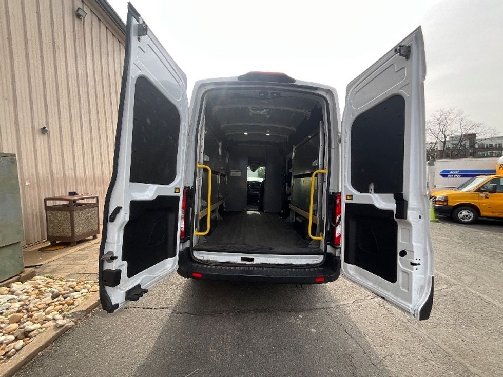 Cargo Van (Panel Van)-Light and Medium Duty Trucks-Ford-2023-Transit 250-Sterling-VA-19,471\n\t\tmiles-$ 51,250 - Image 8