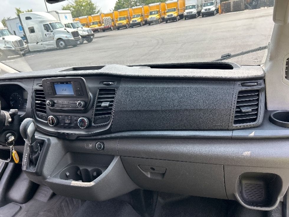 Cargo Van (Panel Van)-Light and Medium Duty Trucks-Ford-2023-Transit 250-Sterling-VA-56,304\n\t\tmiles-$ 43,000 - Image 21