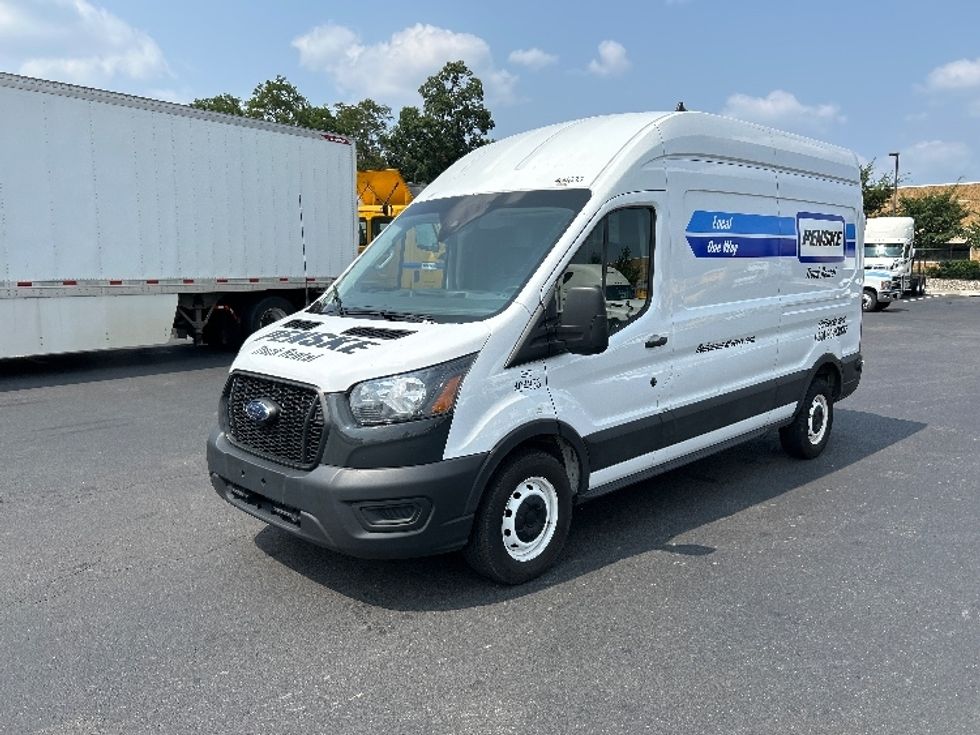 Cargo Van (Panel Van)-Light and Medium Duty Trucks-Ford-2023-Transit 250-Sterling-VA-56,304\n\t\tmiles-$ 43,000 - Image 3