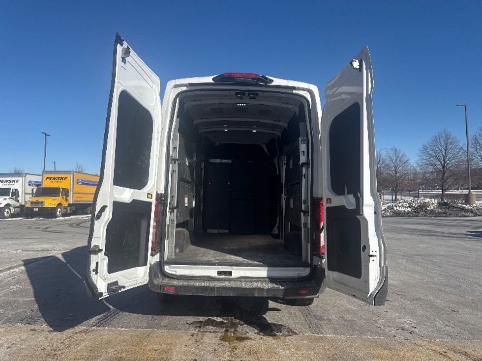Cargo Van (Panel Van)-Light and Medium Duty Trucks-Ford-2023-Transit 250-Sturtevant-WI-14,470\n\t\tmiles-$ 59,250 - Image 7