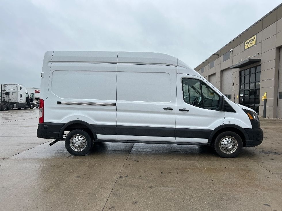 Cargo Van (Panel Van)-Light and Medium Duty Trucks-Ford-2023-Transit 250-Sturtevant-WI-69,813\n\t\tmiles-$ 48,750 - Image 21