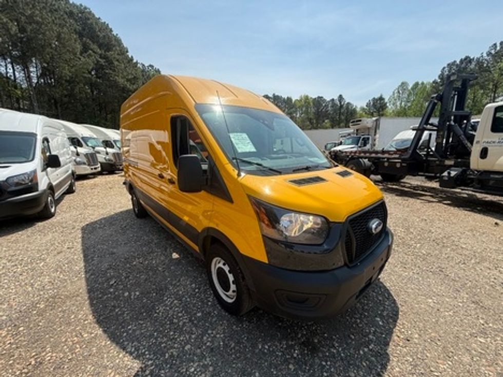 Cargo Van (Panel Van)-Light and Medium Duty Trucks-Ford-2023-Transit 250-Suwanee-GA-74,100\n\t\tmiles-$ 29,000 - Image 13