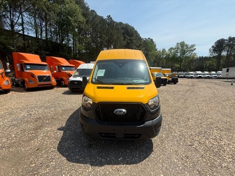 Cargo Van (Panel Van)-Light and Medium Duty Trucks-Ford-2023-Transit 250-Suwanee-GA-74,100\n\t\tmiles-$ 29,000 - Image 2