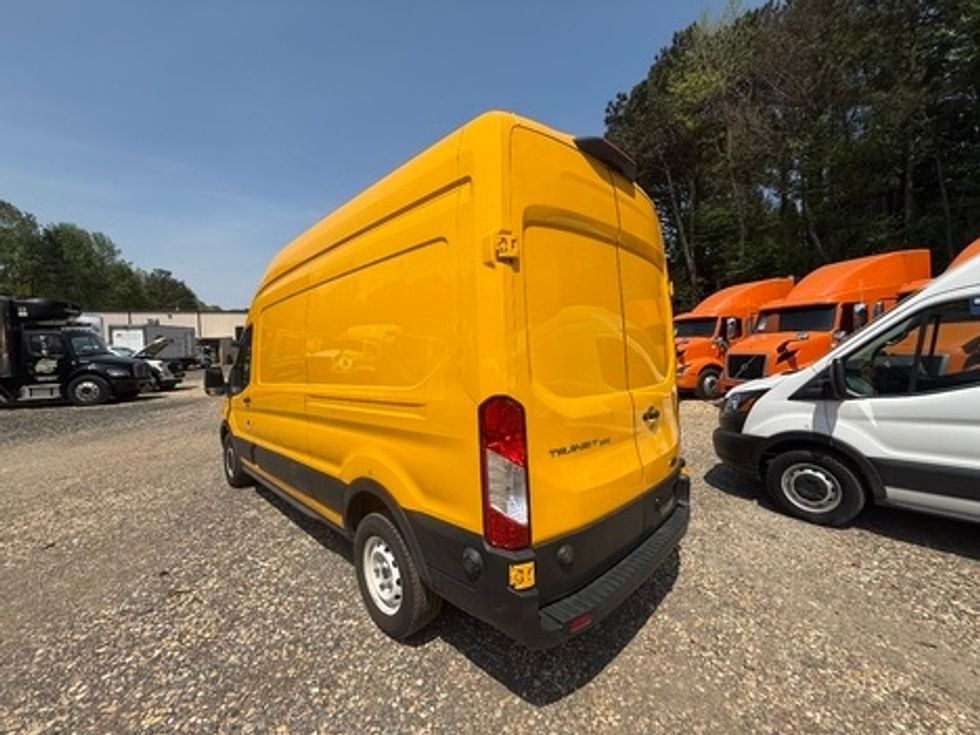 Cargo Van (Panel Van)-Light and Medium Duty Trucks-Ford-2023-Transit 250-Suwanee-GA-74,100\n\t\tmiles-$ 29,000 - Image 4
