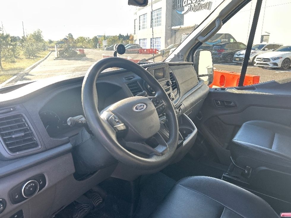 Cargo Van (Panel Van)-Light and Medium Duty Trucks-Ford-2023-Transit 250-Swedesboro-NJ-111,811\n\t\tmiles-$ 38,000 - Image 16