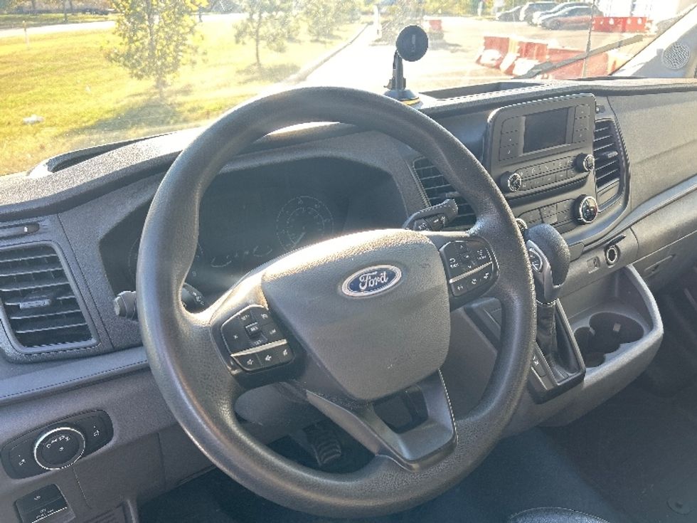 Cargo Van (Panel Van)-Light and Medium Duty Trucks-Ford-2023-Transit 250-Swedesboro-NJ-111,811\n\t\tmiles-$ 38,000 - Image 17