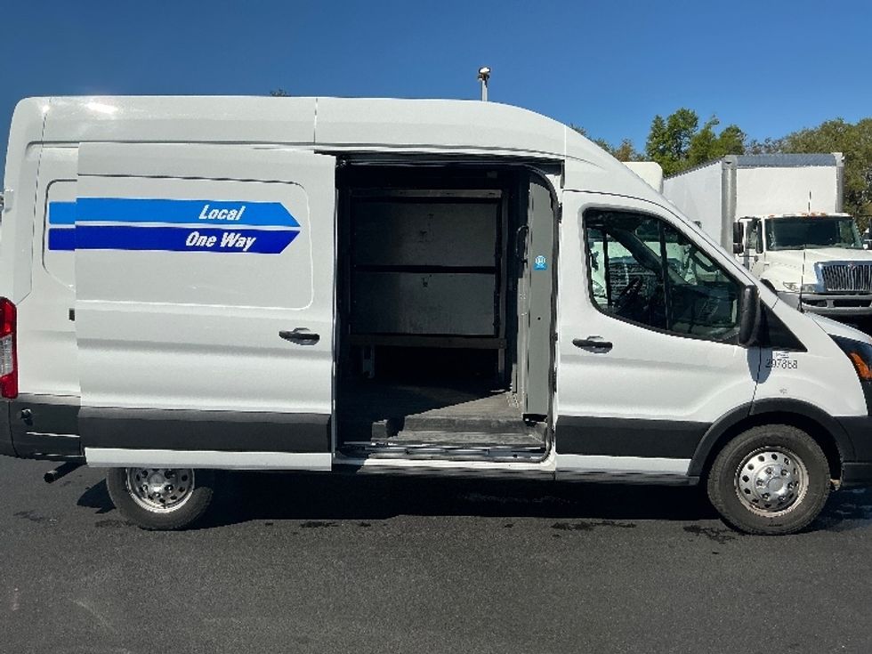 Cargo Van (Panel Van)-Light and Medium Duty Trucks-Ford-2023-Transit 250-Tampa-FL-30,771\n\t\tmiles-$ 52,000 - Image 25