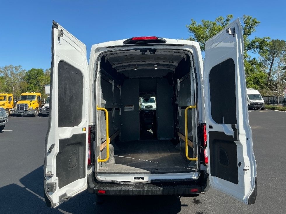 Cargo Van (Panel Van)-Light and Medium Duty Trucks-Ford-2023-Transit 250-Tampa-FL-30,771\n\t\tmiles-$ 52,000 - Image 8