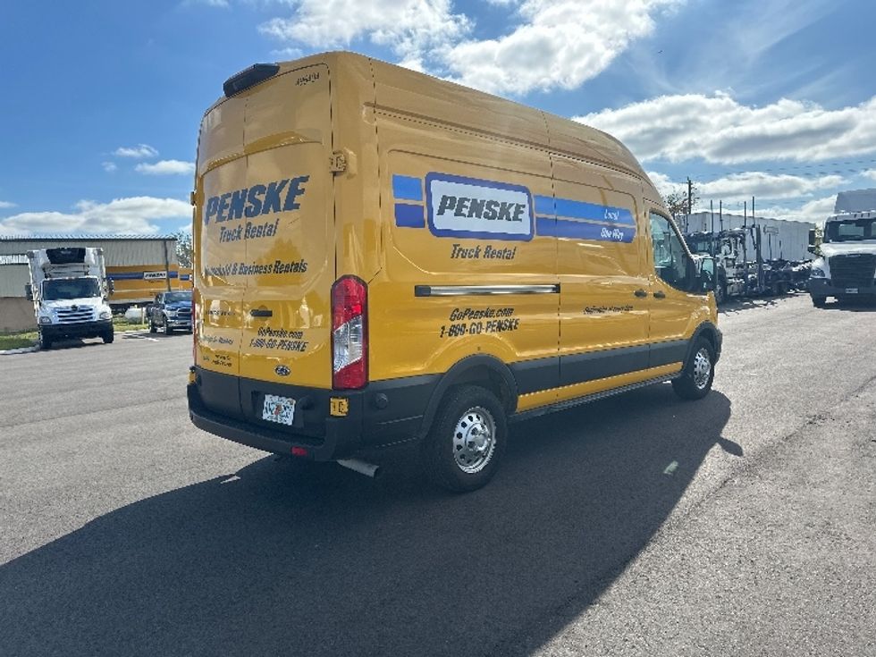 Cargo Van (Panel Van)-Light and Medium Duty Trucks-Ford-2023-Transit 250-Tampa-FL-32,243\n\t\tmiles-$ 47,000 - Image 13