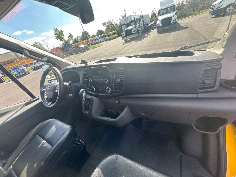 Cargo Van (Panel Van)-Light and Medium Duty Trucks-Ford-2023-Transit 250-Tampa-FL-32,243\n\t\tmiles-$ 47,000 - Image 21