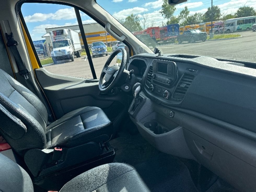 Cargo Van (Panel Van)-Light and Medium Duty Trucks-Ford-2023-Transit 250-Tampa-FL-32,243\n\t\tmiles-$ 47,000 - Image 22